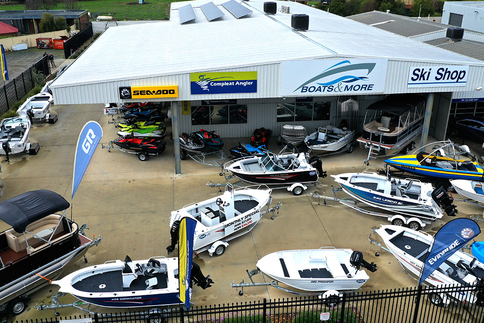 Boats and more echuca store