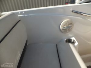 2011 LARSON LX 850