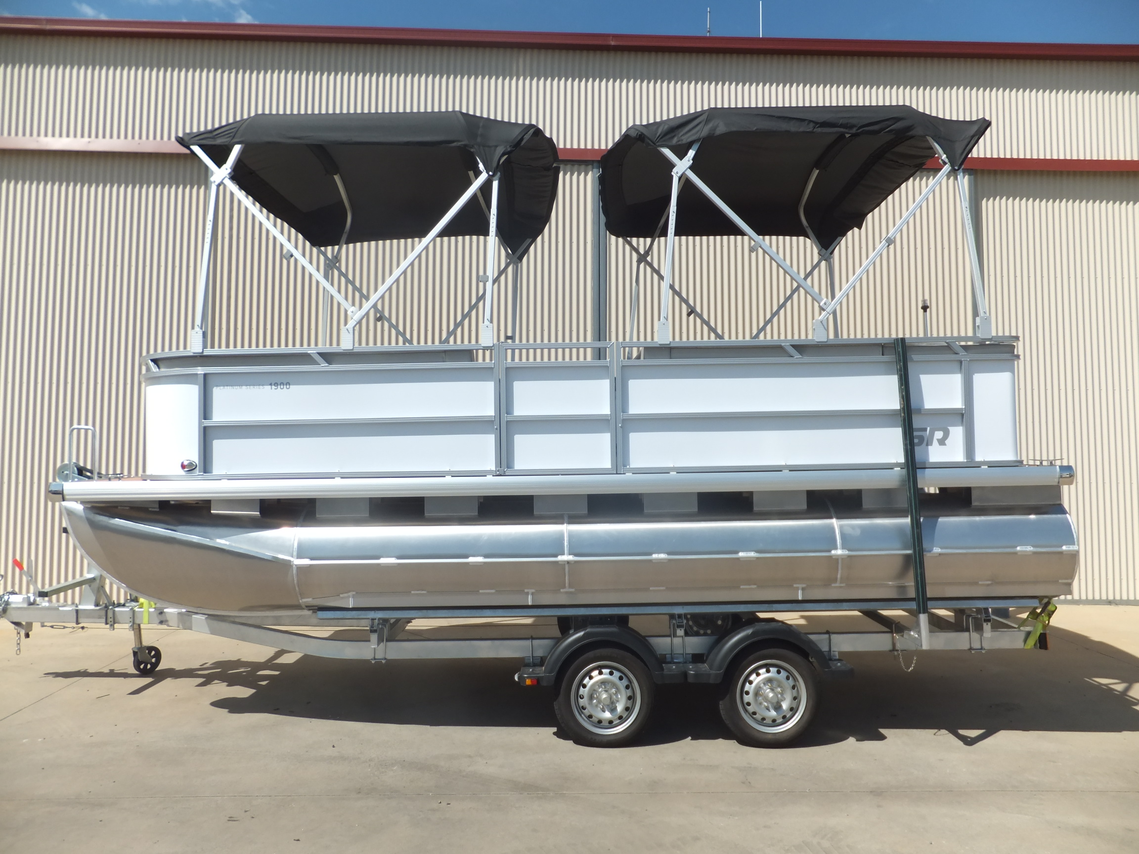 pontoon boat bbq