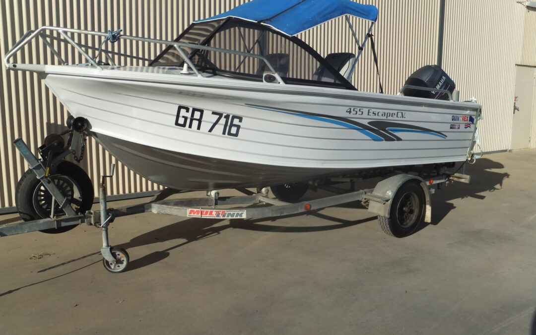 2001 Quintrex 455 Escape CV Ex Peterson 024