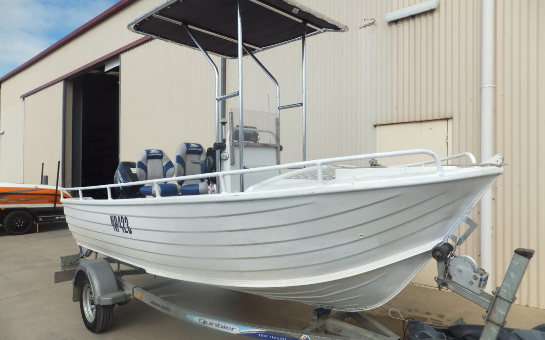 Stacer 4.4 Centre Console