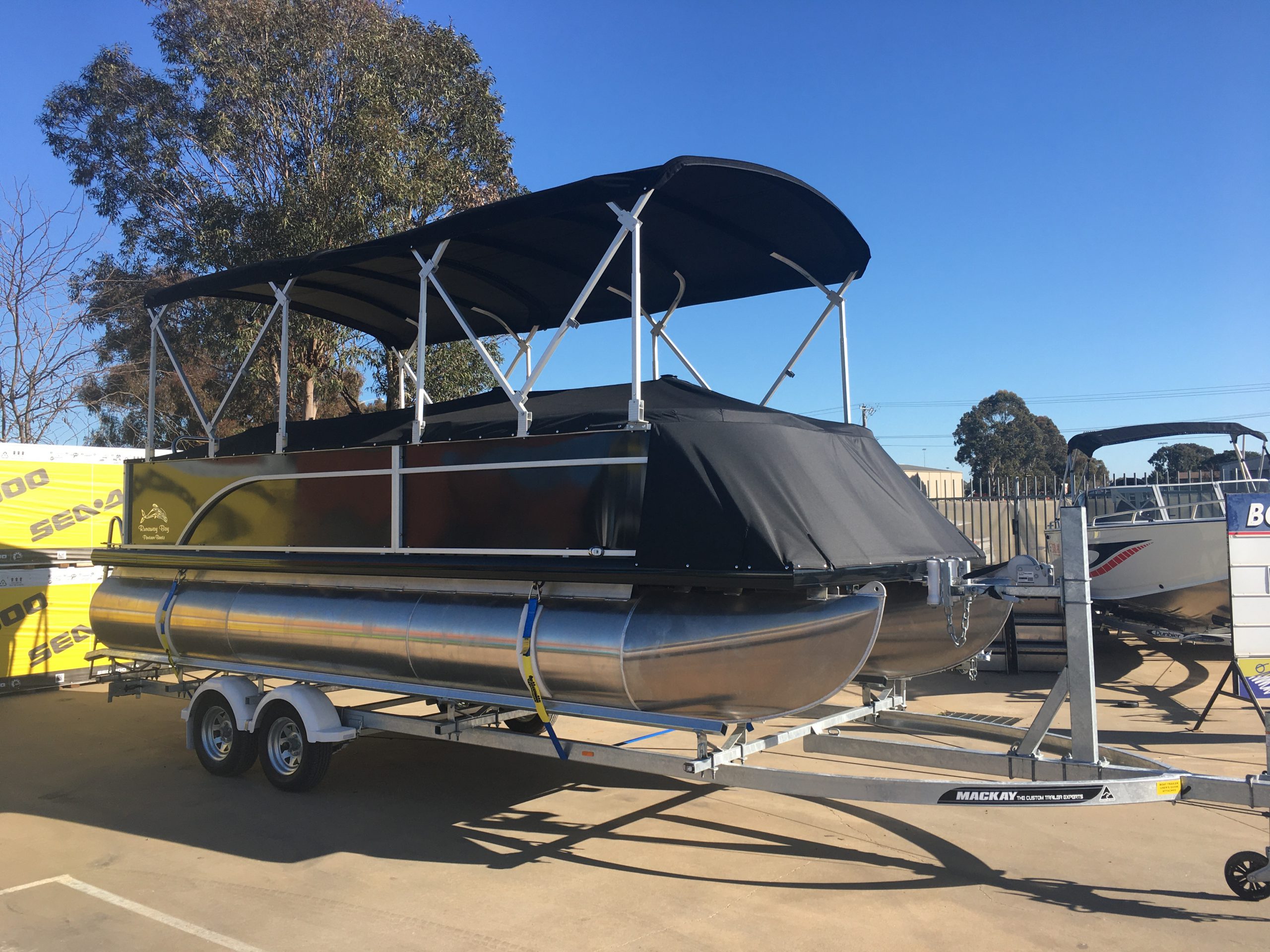 Runaway 20'Pontoon Boats And More Shepparton & Echuca